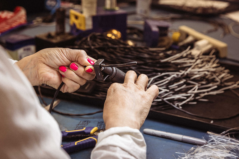 Cable banner slide 2